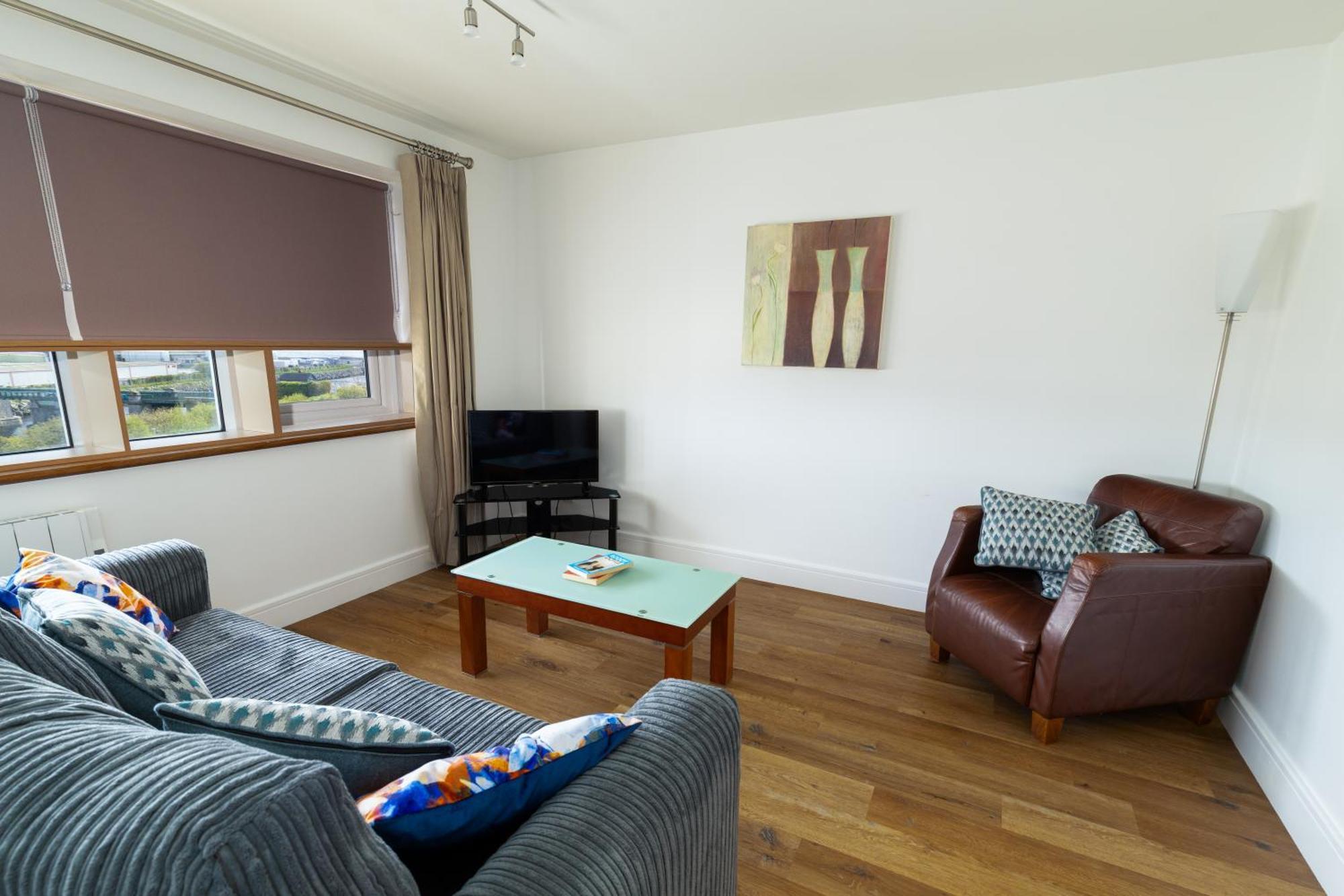 Geata Na Cathrach - Galway Lakeside Apartments Exterior foto