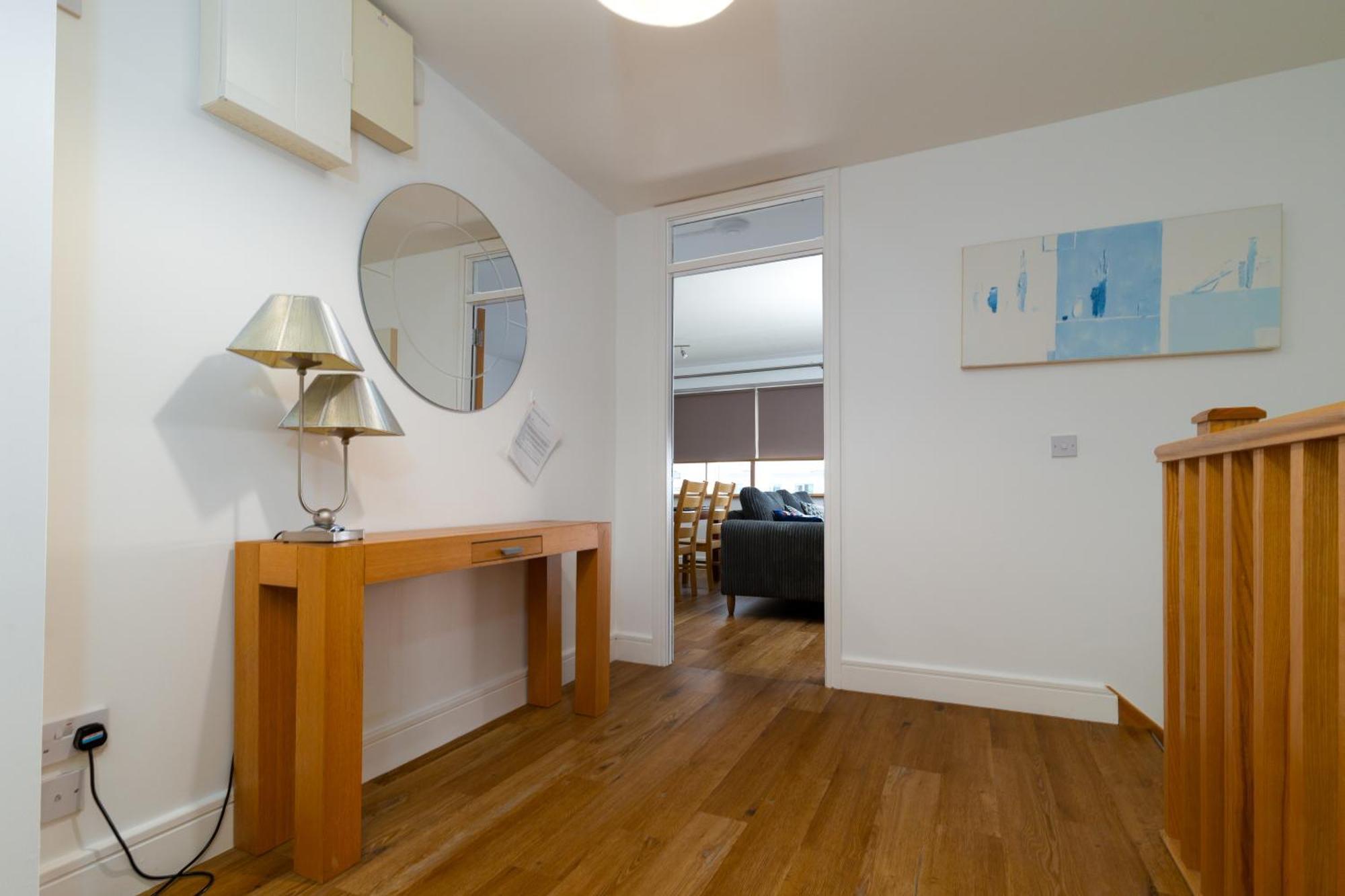Geata Na Cathrach - Galway Lakeside Apartments Exterior foto